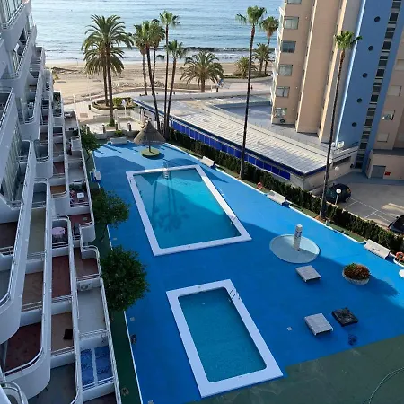 Service Lazaro - Aguamarina 12 Кальпе