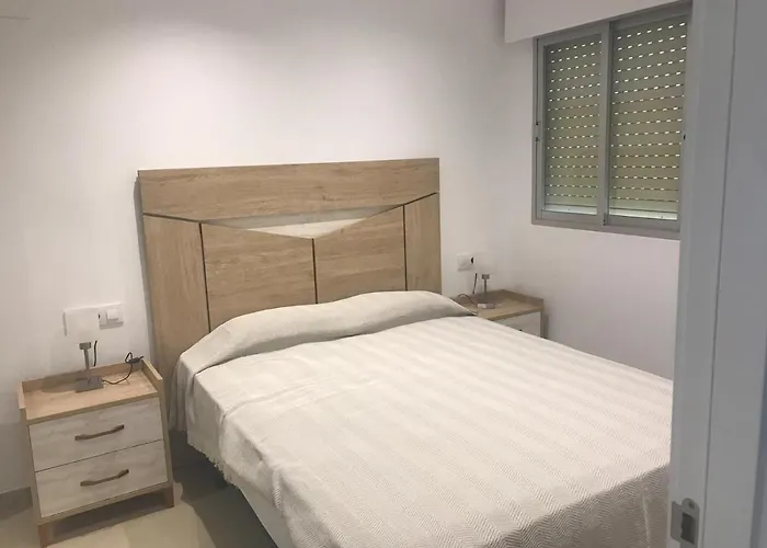 Apartmán Service Lazaro - Aguamarina 12 *